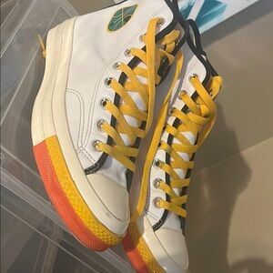 Converse rayguns size 8